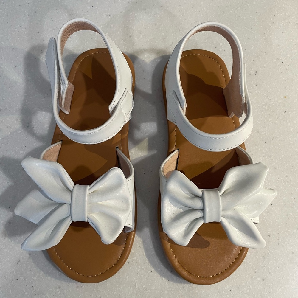 Girls White Bow Sandals | Size 29 | Hook & Loop Straps | Dress Shoes